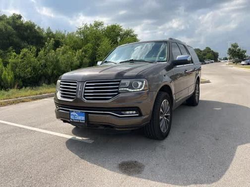 2016 Lincoln Navigator Select