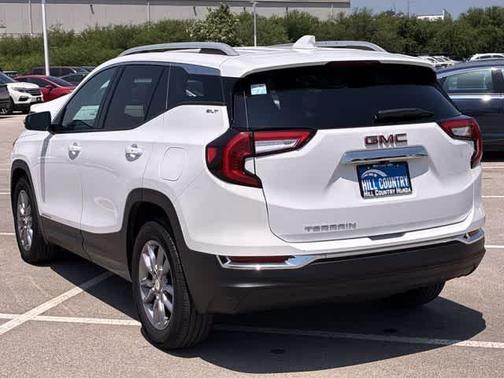 Summit White 2024 GMC Terrain SLT