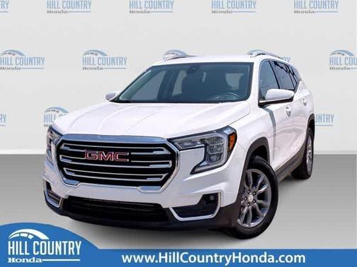 Summit White 2024 GMC Terrain SLT