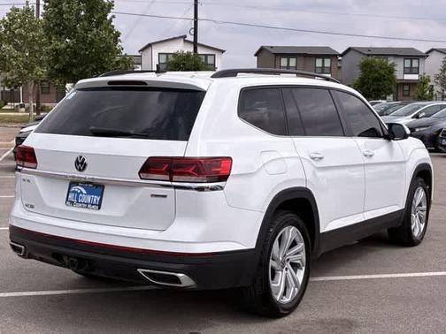 2022 Volkswagen Atlas 3.6L SE w/Technology