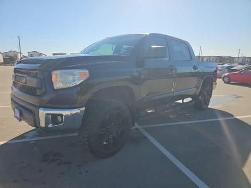 2017 Toyota Tundra SR5