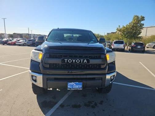 2017 Toyota Tundra SR5