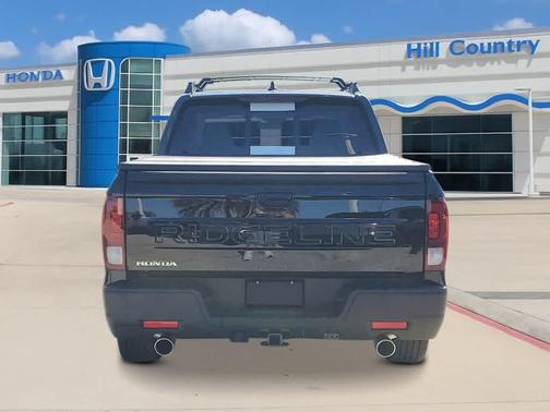 Crystal Black Pearl 2026 Honda Ridgeline RTL