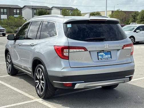 Lunar Silver Metallic 2021 Honda Pilot Elite