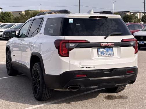 White Frost Tri-Coat 2023 GMC Acadia SLT