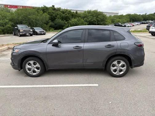 Modern Steel Metallic 2023 Honda HR-V LX