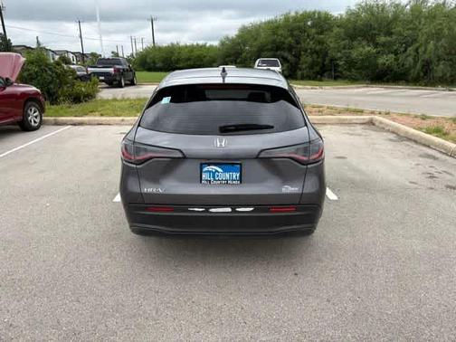 Modern Steel Metallic 2023 Honda HR-V LX