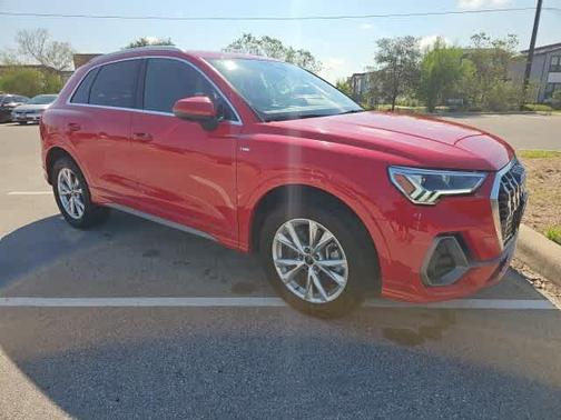 2023 Audi Q3 45 S line Premium
