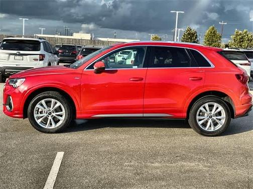 2023 Audi Q3 45 S line Premium