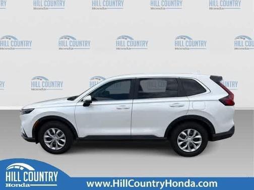 Platinum White Pearl 2026 Honda CR-V LX