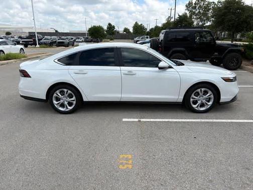 Platinum White Pearl 2025 Honda Accord LX