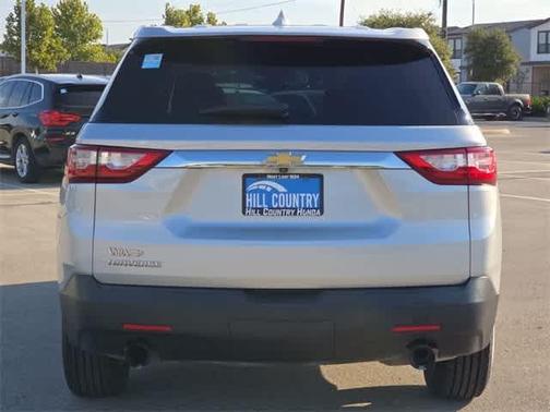 2021 Chevrolet Traverse LS