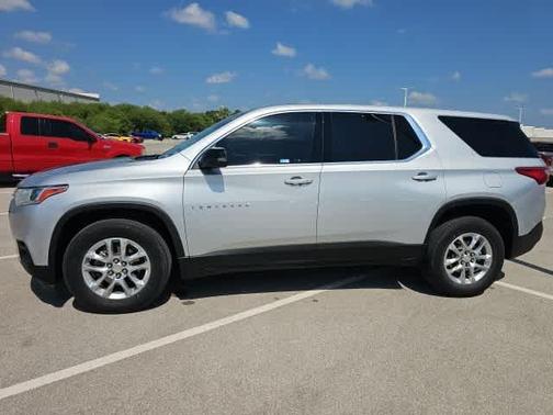 2021 Chevrolet Traverse LS