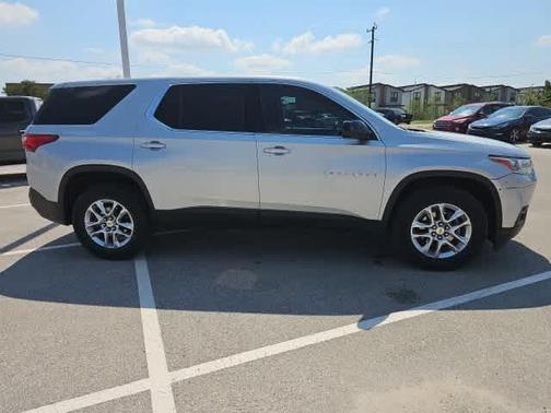 2021 Chevrolet Traverse LS