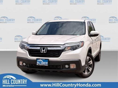 White 2017 Honda Ridgeline RTL