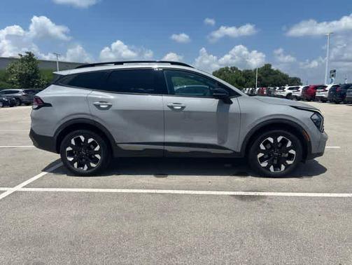 Wolf Gray 2023 Kia Sportage X-Line