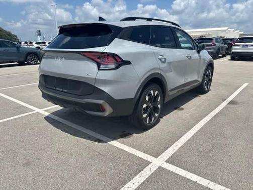 Wolf Gray 2023 Kia Sportage X-Line
