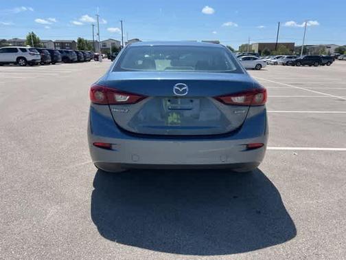 2016 Mazda Mazda3 i Sport