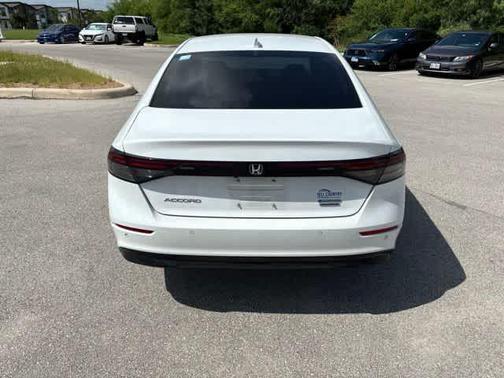 Platinum White Pearl 2024 Honda Accord Hybrid Touring