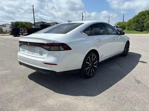 Platinum White Pearl 2024 Honda Accord Hybrid Touring