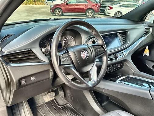 2022 Buick Enclave Essence