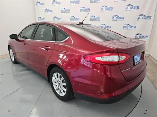 2016 Ford Fusion S