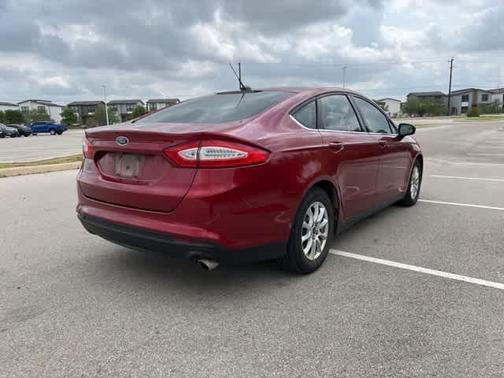 2016 Ford Fusion S