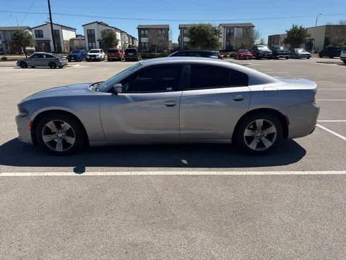 2016 Dodge Charger SXT