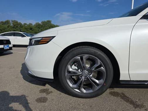 Platinum White Pearl 2025 Honda Accord Hybrid EX-L