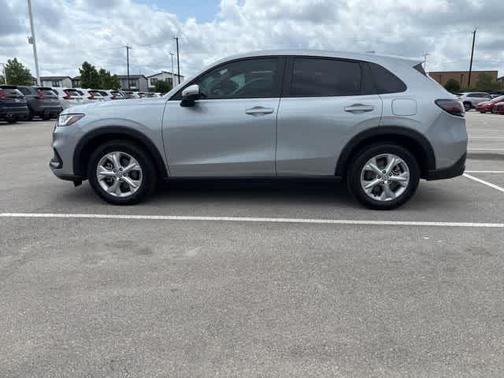 Lunar Silver Metallic 2024 Honda HR-V LX