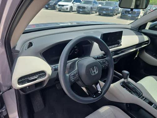 Lunar Silver Metallic 2024 Honda HR-V LX