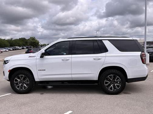 Summit White 2022 Chevrolet Tahoe Z71