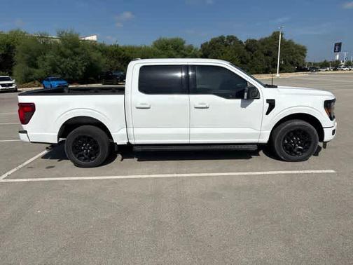Oxford White 2024 Ford F-150 XLT