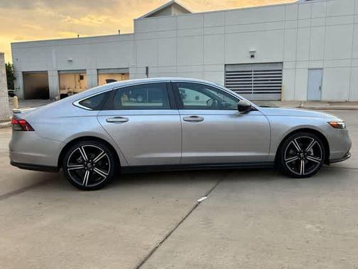 Lunar Silver Metallic 2023 Honda Accord Hybrid Sport