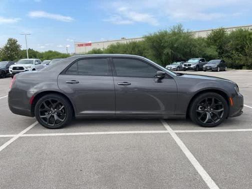 2021 Chrysler 300 S