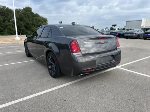 2021 Chrysler 300 S