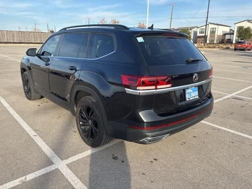 2022 Volkswagen Atlas 2.0T SE w/Technology