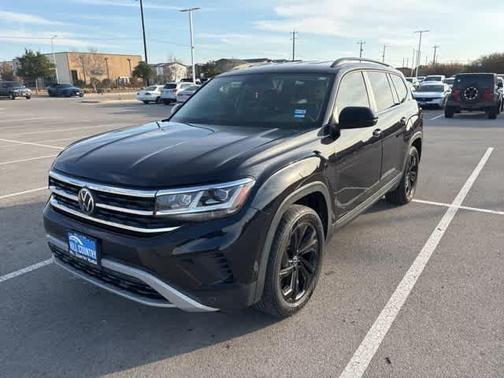 2022 Volkswagen Atlas 2.0T SE w/Technology