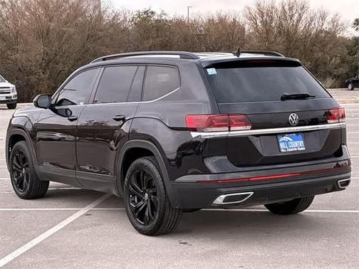 2022 Volkswagen Atlas 2.0T SE w/Technology