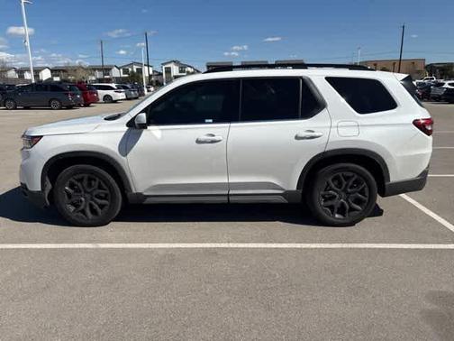 2025 Honda Pilot TOURING+