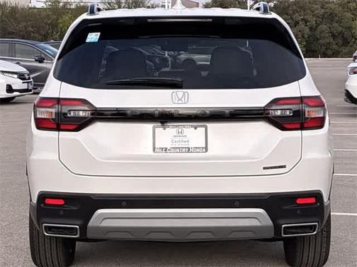 2025 Honda Pilot TOURING+