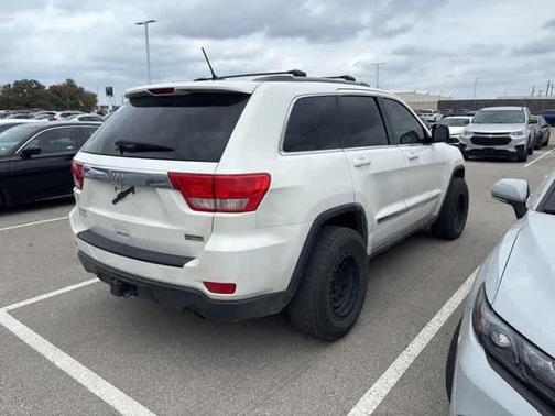 2011 Jeep Grand Cherokee Laredo