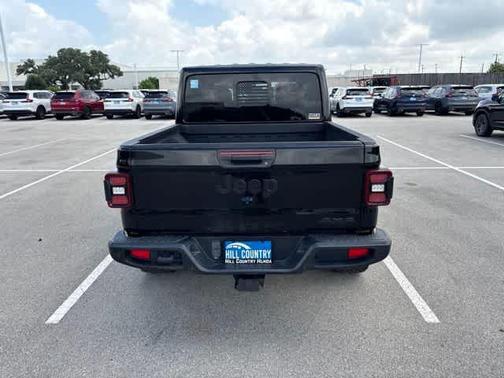 Black Clearcoat 2020 Jeep Gladiator Overland
