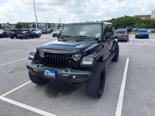 Black Clearcoat 2020 Jeep Gladiator Overland