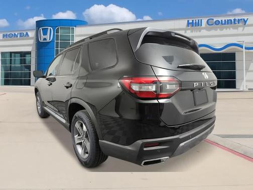 Crystal Black Pearl 2026 Honda Pilot EX-L