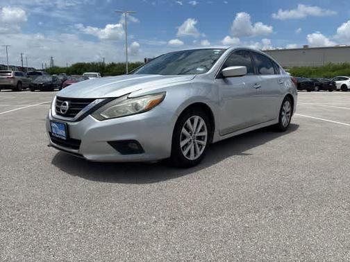 Brilliant Silver 2017 Nissan Altima 2.5 SV