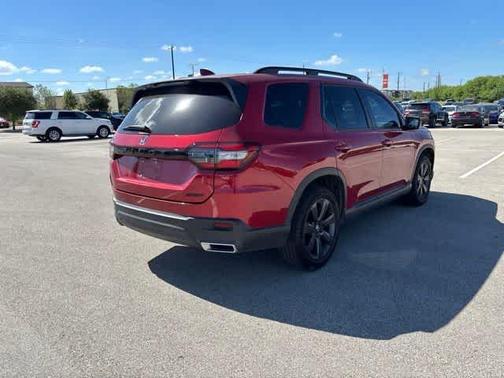 Radiant Red Metallic II 2023 Honda Pilot Sport