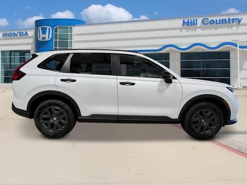 Platinum White Pearl 2026 Honda CR-V Hybrid TrailSport