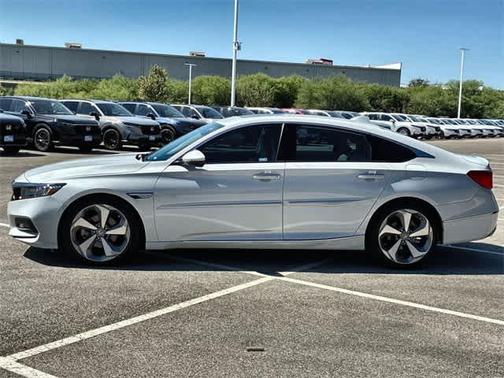 2020 Honda Accord Touring 2.0T