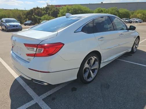 2020 Honda Accord Touring 2.0T